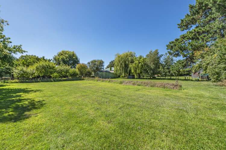 149 High Street Leeston_24