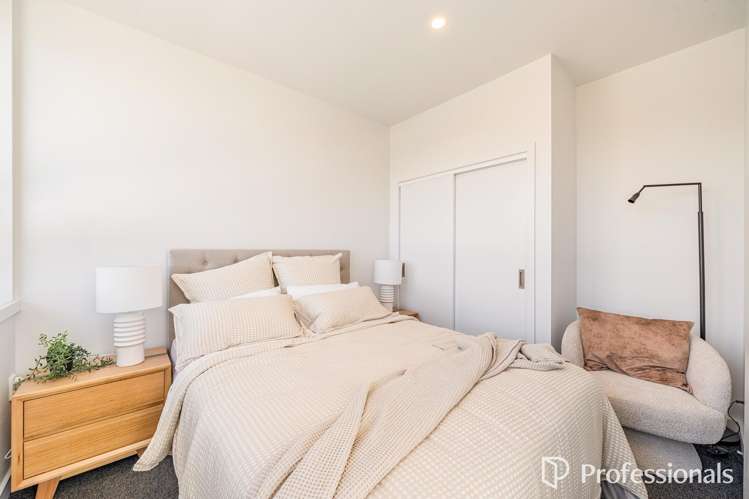 1/13/41 Percy Cameron Street Avalon_10
