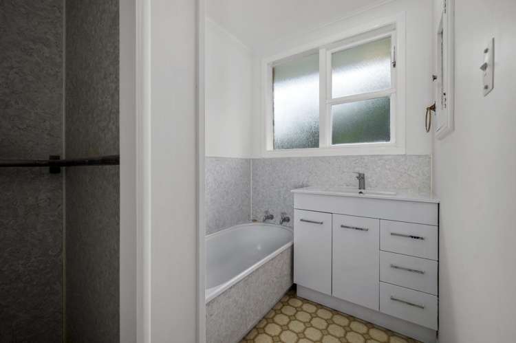 19 Russell Terrace Putaruru_12