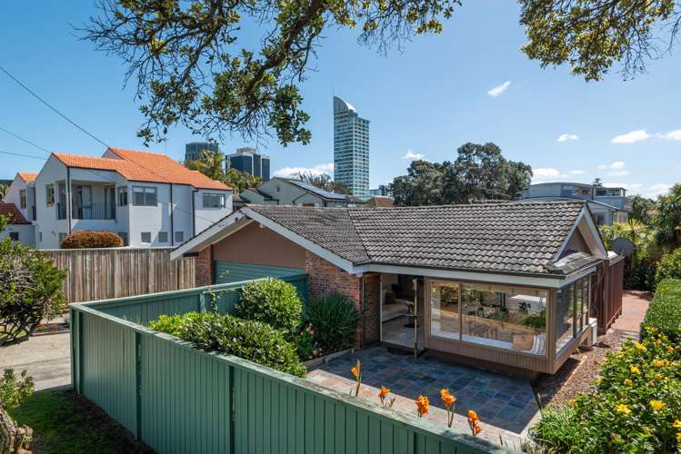 18 Sanders Avenue Takapuna_34