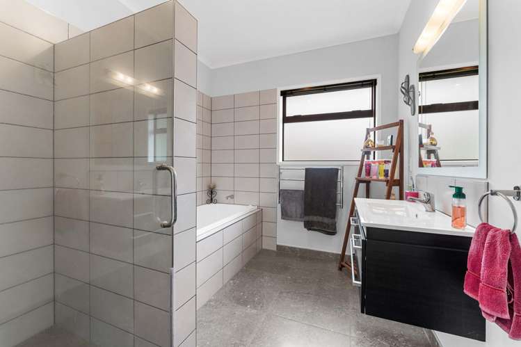 72 Ritchie Street Te Aroha_15