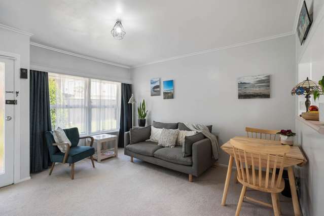 2/10 Liston Street Northcote_3