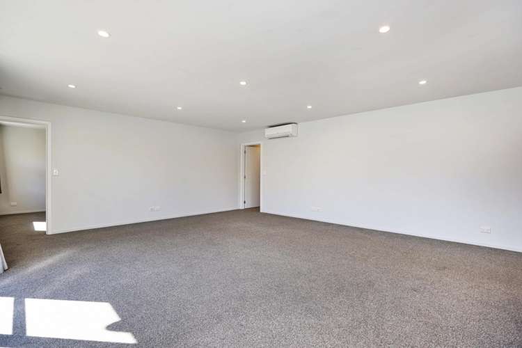 66 Kelvin Crescent Allenton_9