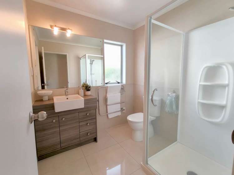 9 Brookview Drive Flat Bush_14