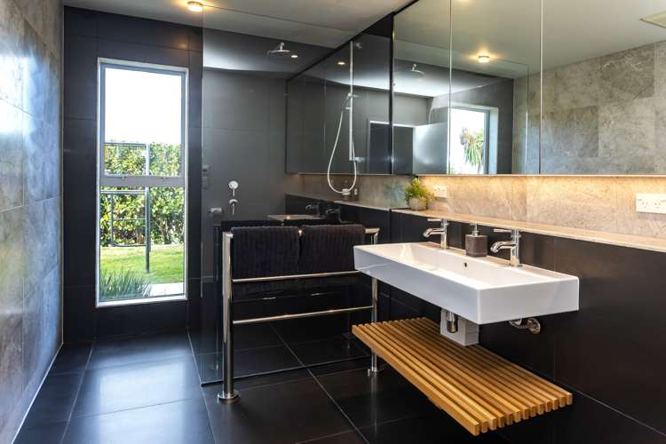 143 Richmond Hill Road Richmond Hill_18