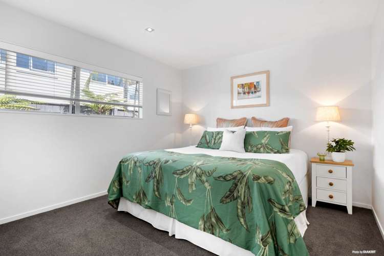 38 Pine Harbour Parade Beachlands_13