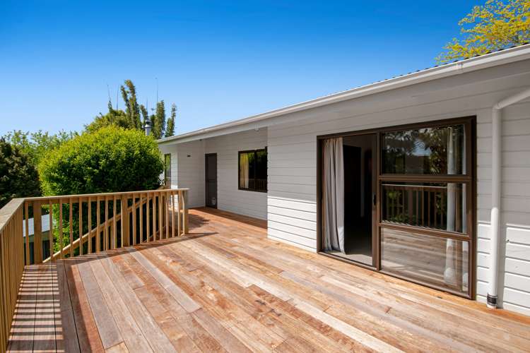 16 Dobell Road Stanmore Bay_9