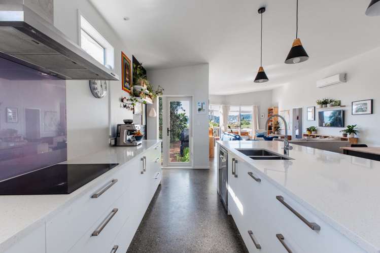 1/32E Ohuirehe Road Coastlands_11