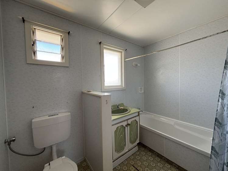 216 Lamond Street Hargest_10