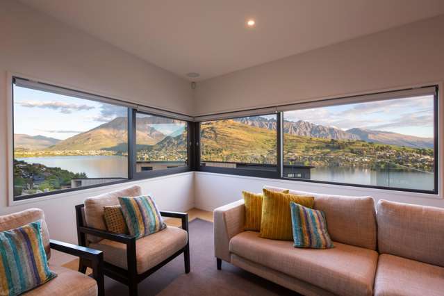 61 Highview Terrace Queenstown Hill_4