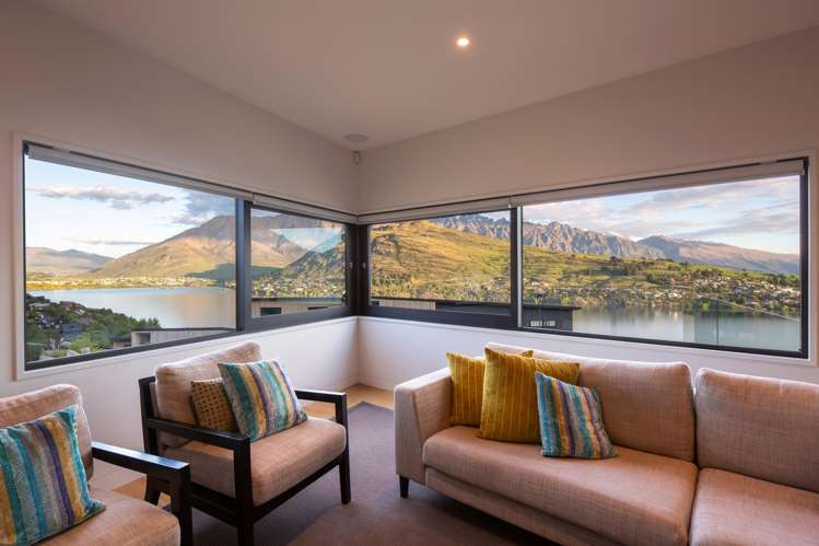 61 Highview Terrace Queenstown Hill_6