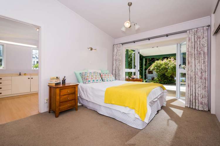 31 Martin Crescent Northcote_10