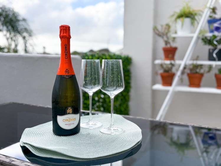 7/8 Monte Cassino Place Birkdale_13