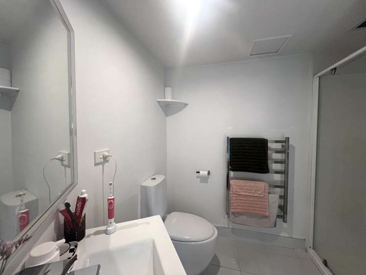 4j/6 Piwakawaka Street Eden Terrace_6