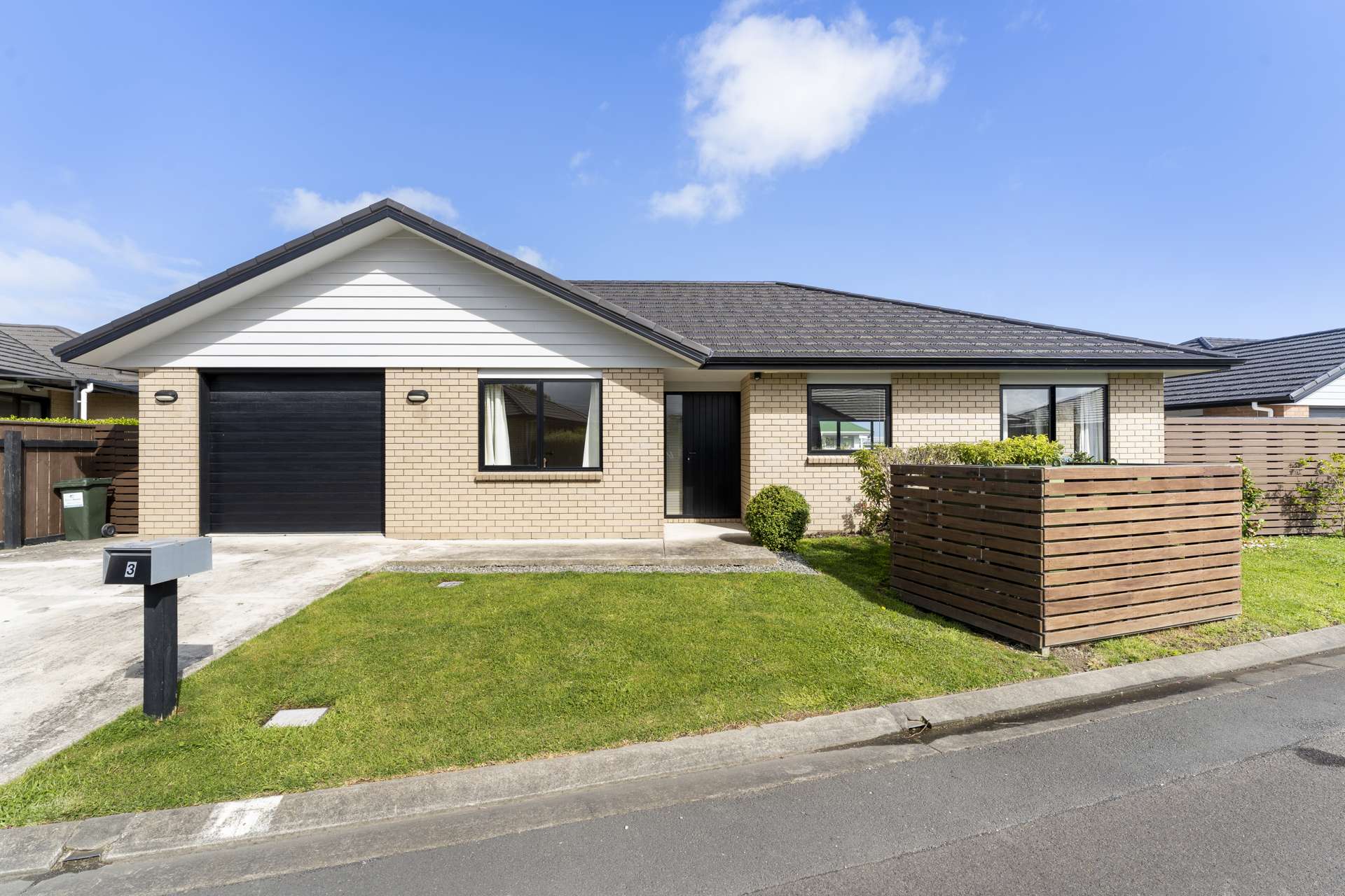 3 Phoenix Court Otaki_0