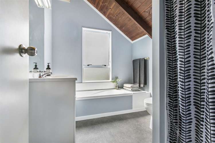 1/16 Kintara Drive Massey_5