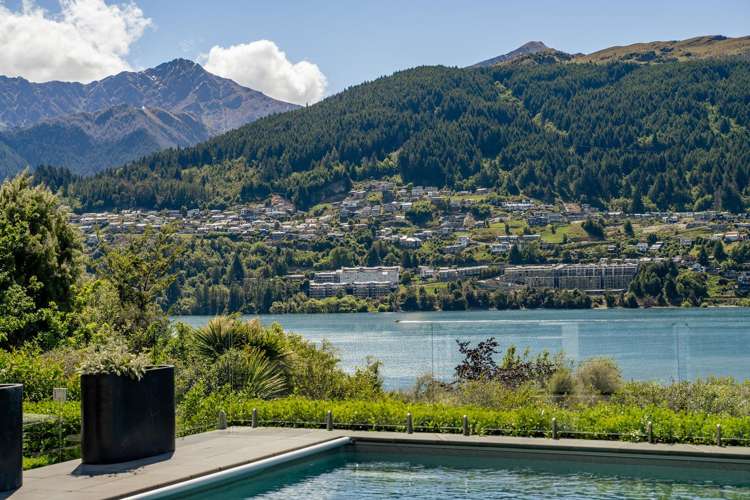 363 Peninsula Road Kelvin Heights_27