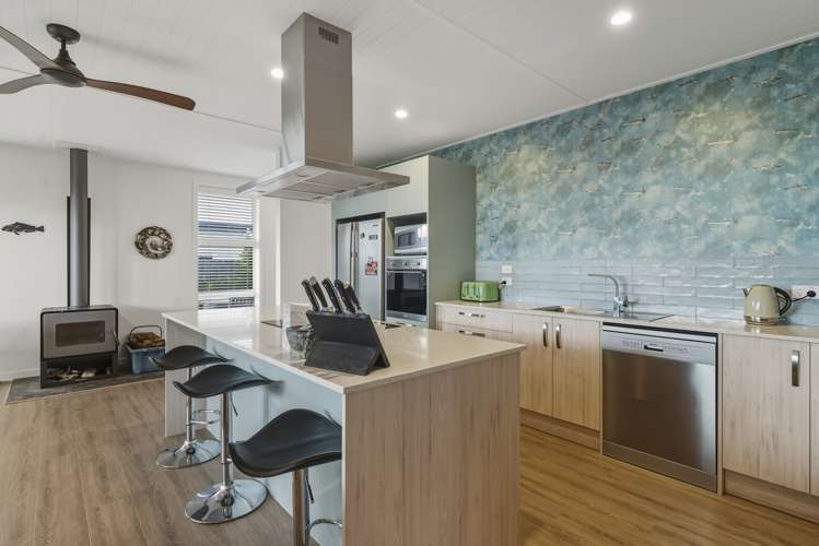 1245 Coast Road Karitane_10