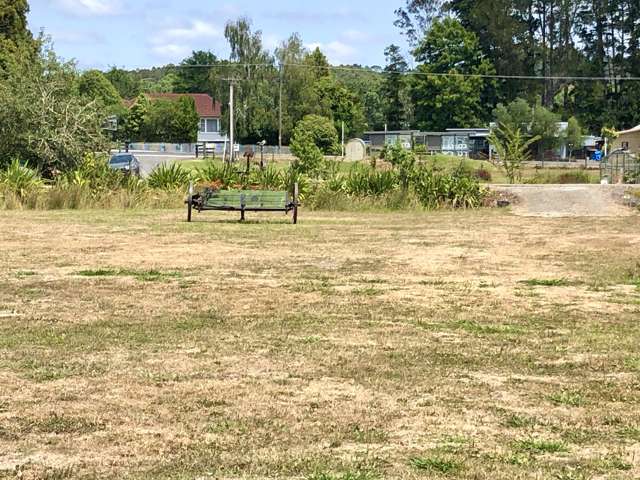 984 Kahikatea Flat Road Waitoki_1