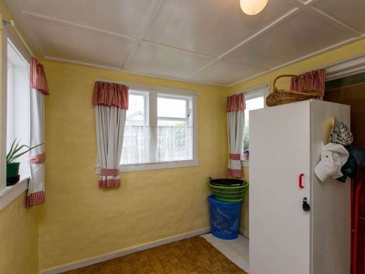 16 Robert Street Marton_14