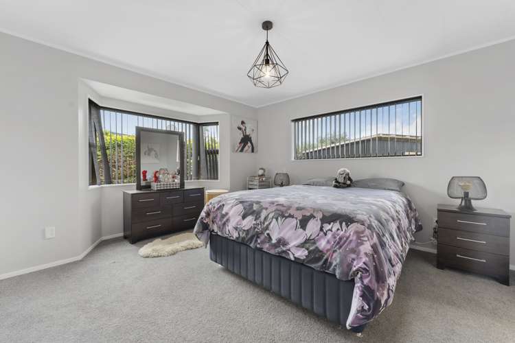 31 Tiverton Crescent Whalers Gate_12