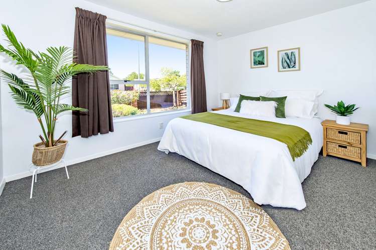 67 Oakley Crescent Hornby_9