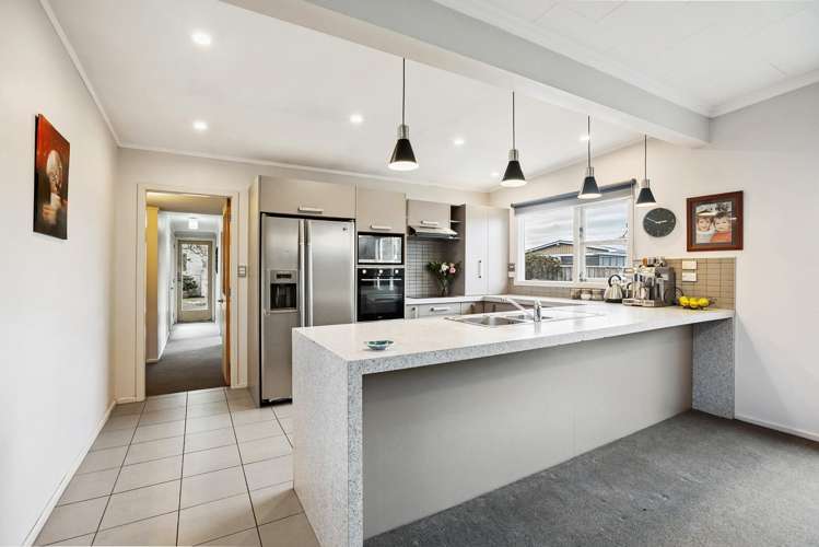 23 Walton Road Paraparaumu Beach_3