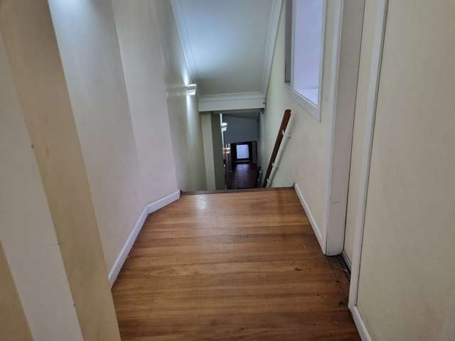 Spacious 2BR Mt. Victoria