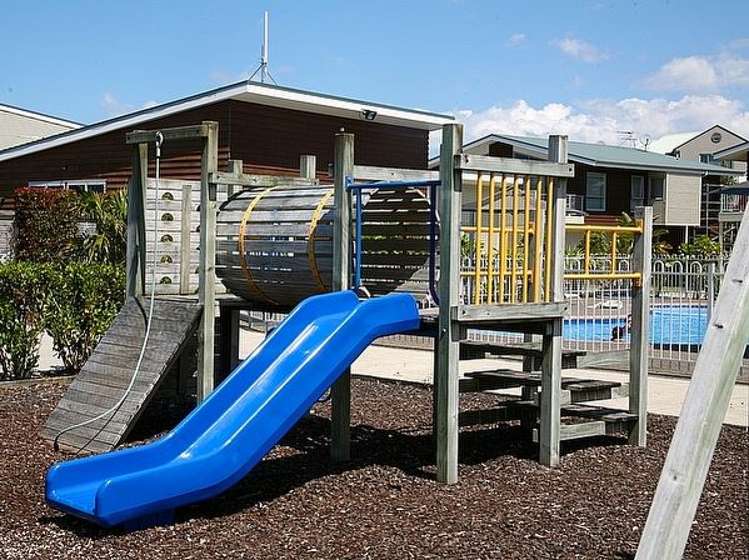 14/18 Eyre Street Whitianga_14