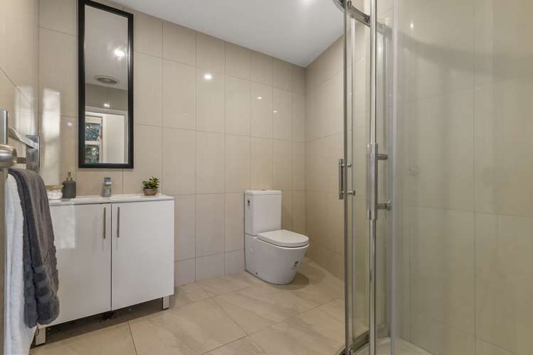 1/42 Woodlands Crescent Browns Bay_16