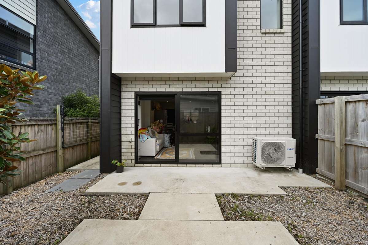 7/12 Charlemont Street_3