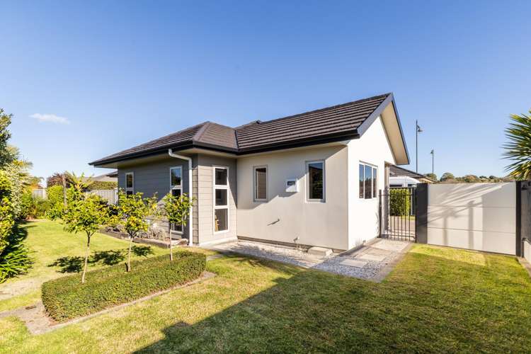 4 Aoraki Road Poraiti_23