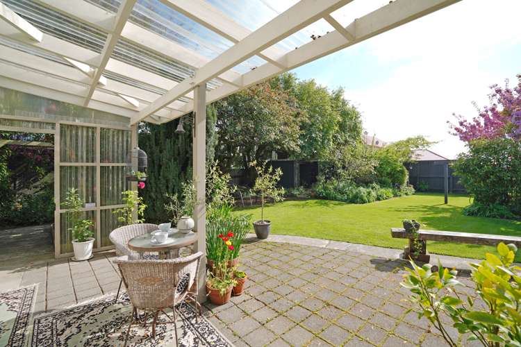 6 Delhi Street Riverton_14