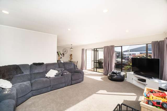 53 Geraldine Crescent Cloverlea_4