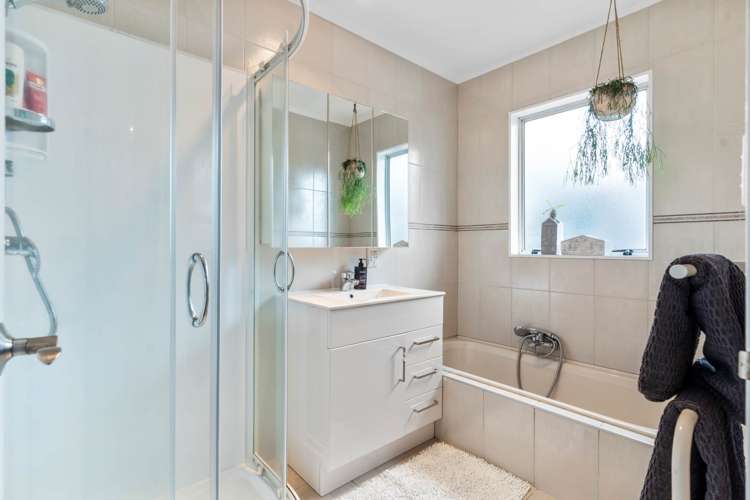 10 Kepler Place Clover Park_13