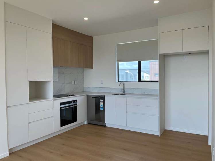 5 Waipuhinui Way Wiri_1