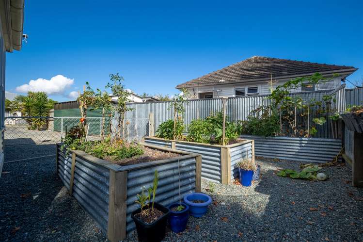 8 Cohen Place Annesbrook_21