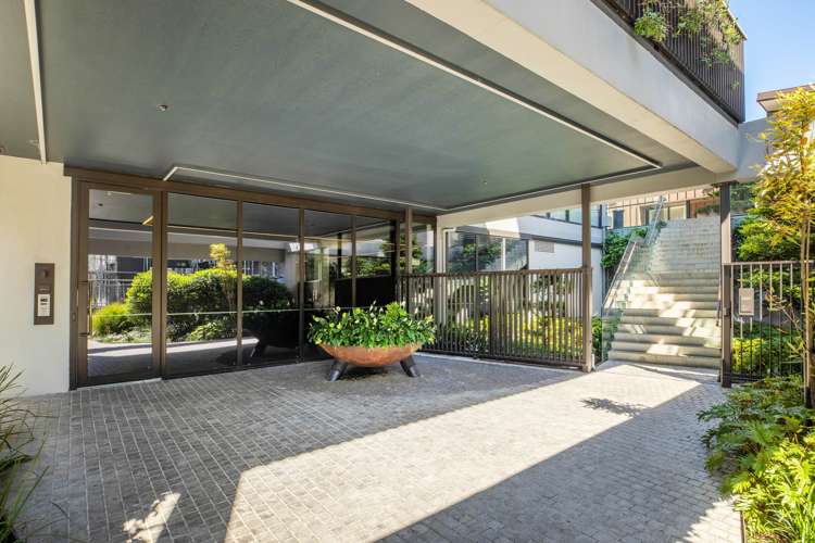 1102/5 Hohipere Street Grafton_23