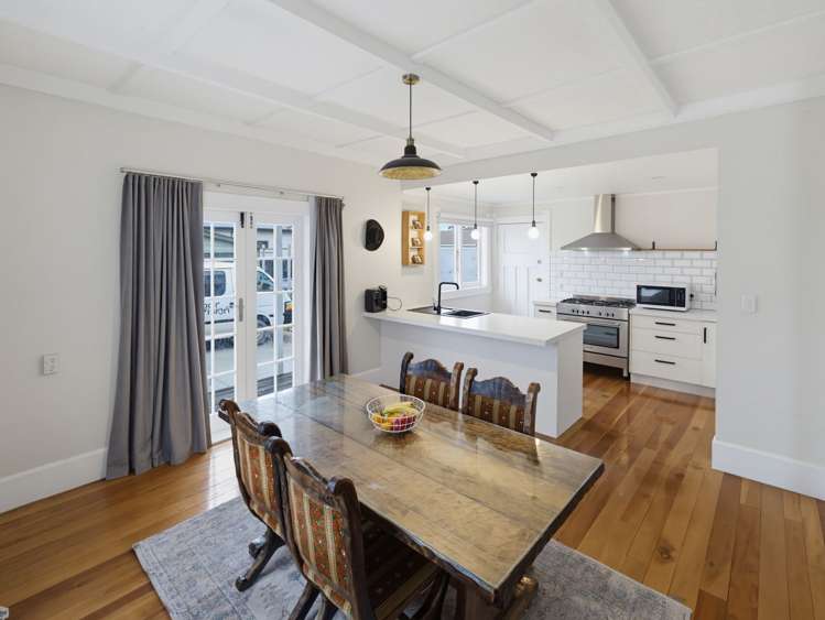 1213 Caroline road_3