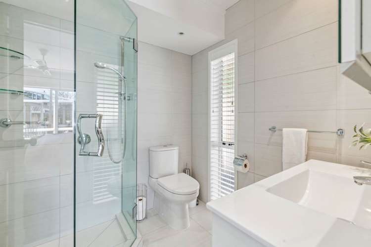 32 Matterhorn Crescent Northpark_18