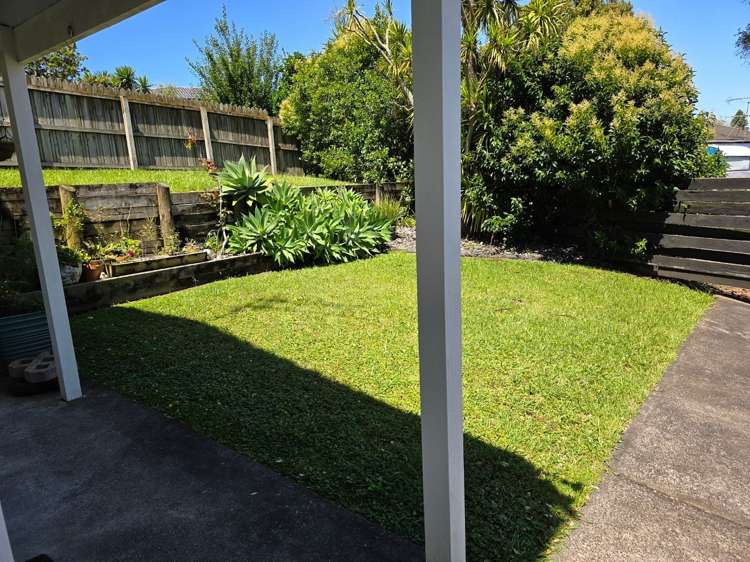 3 Leiden Place Totara Vale_12