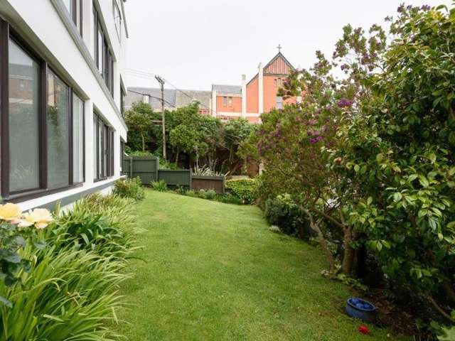 2/2 Oriental Terrace Mount Victoria_3