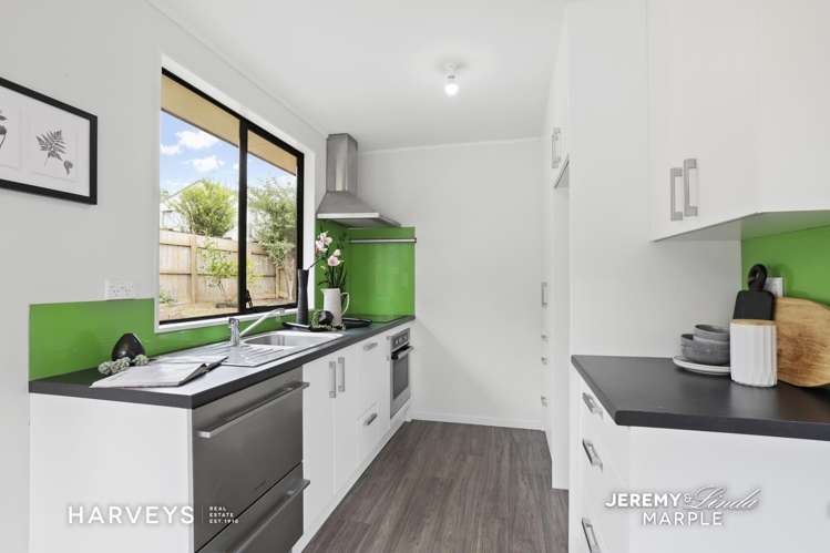 66c Woodglen Road Glen Eden_9