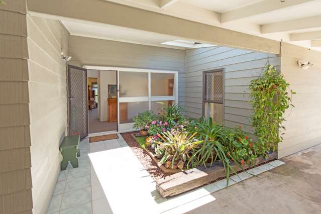 2/69 Marellen Drive Red Beach_4