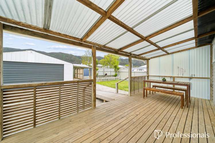 8 Roberts Street Wainuiomata_19