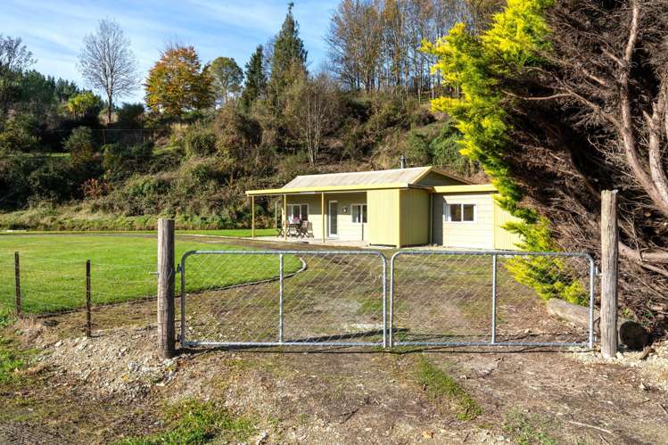 26 Gabriels Gully Road_0