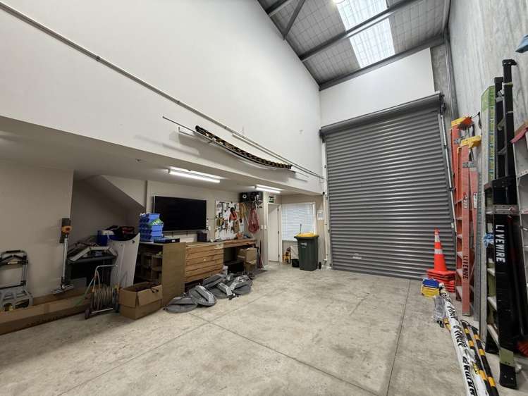 2/6 Loft Place Kumeu_11