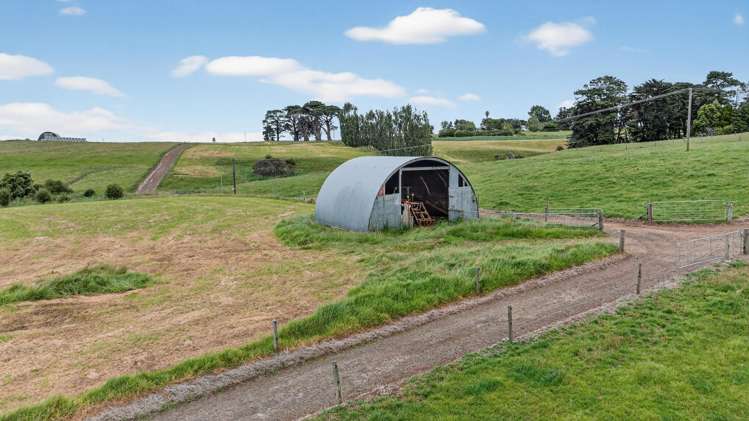 00 Awhitu Road Waiuku_15
