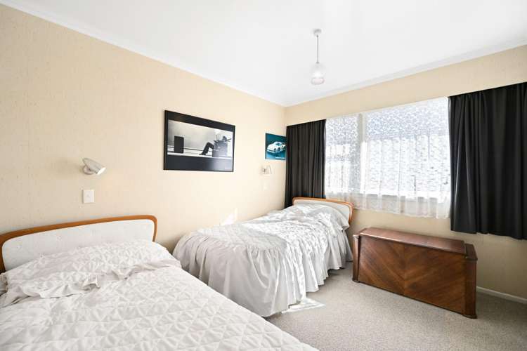 2 Guy Place Melville_20