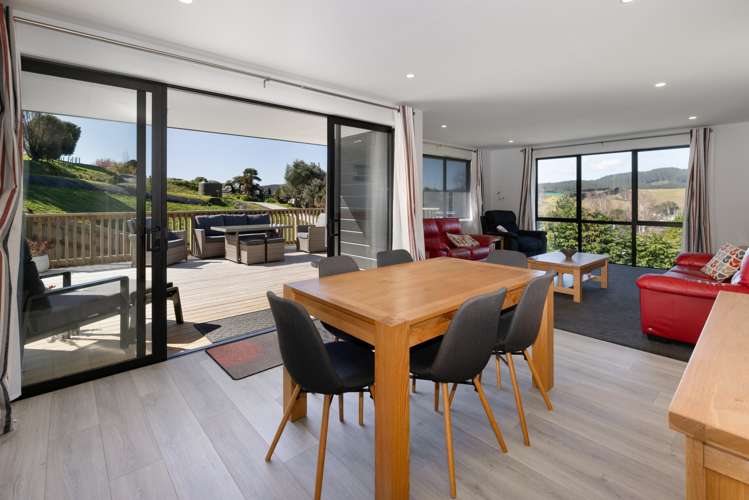 24 Eagleview Rise Welcome Bay_10